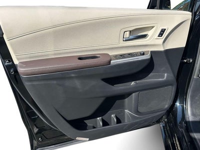 2023 Toyota Sienna Platinum 7 Passenger