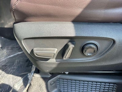 2023 Toyota Sienna Platinum 7 Passenger