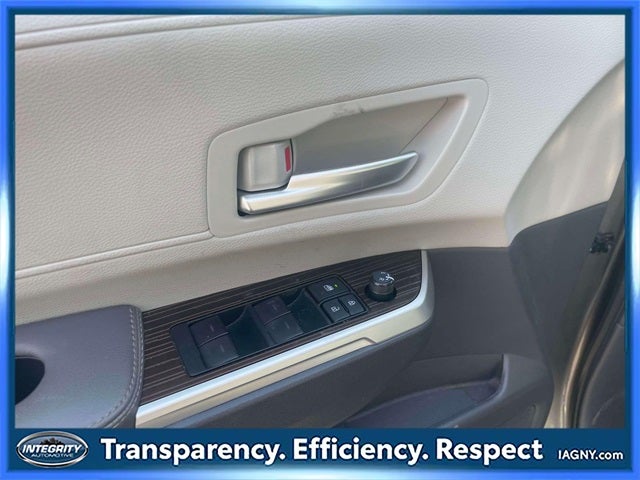 2024 Toyota Sienna XLE 7 Passenger