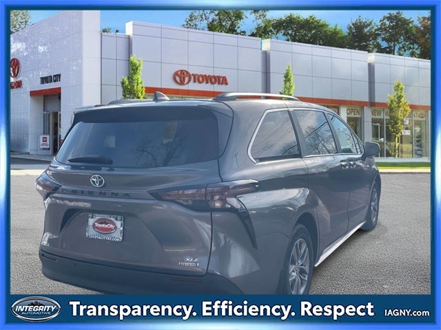 2024 Toyota Sienna XLE 7 Passenger