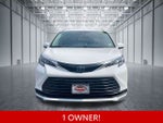 2022 Toyota Sienna LE 8 Passenger