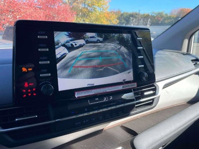 2024 Toyota Sienna LE 8 Passenger