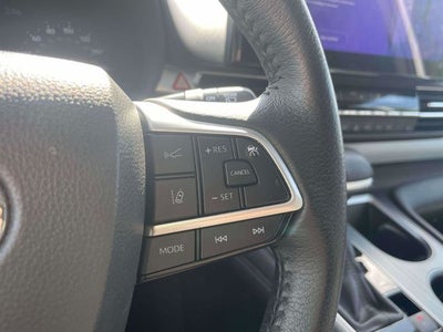 2025 Toyota Sienna XLE 8 Passenger
