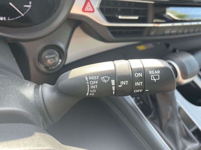 2025 Toyota Sienna XLE 8 Passenger