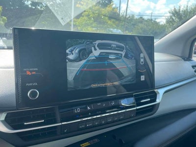 2025 Toyota Sienna XLE 8 Passenger