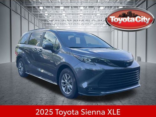 2025 Toyota Sienna XLE 8 Passenger