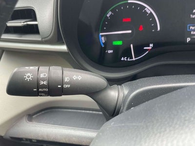 2024 Toyota Sienna XLE 8 Passenger