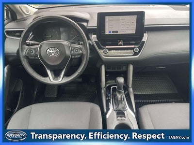 2024 Toyota Corolla Cross LE