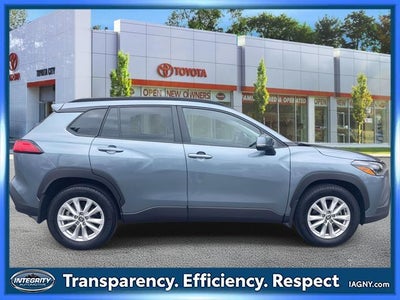 2024 Toyota Corolla Cross LE
