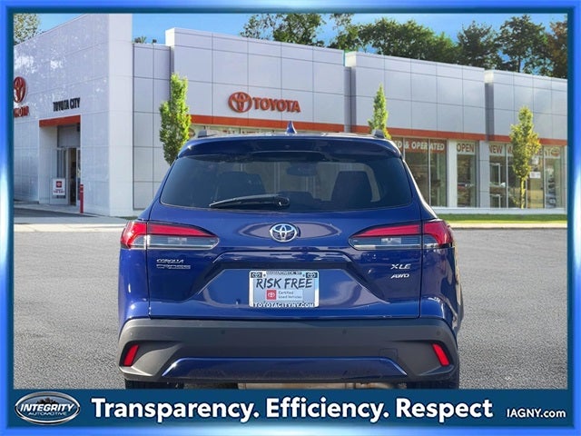 2023 Toyota Corolla Cross XLE