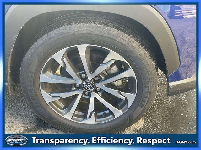 2023 Toyota Corolla Cross XLE