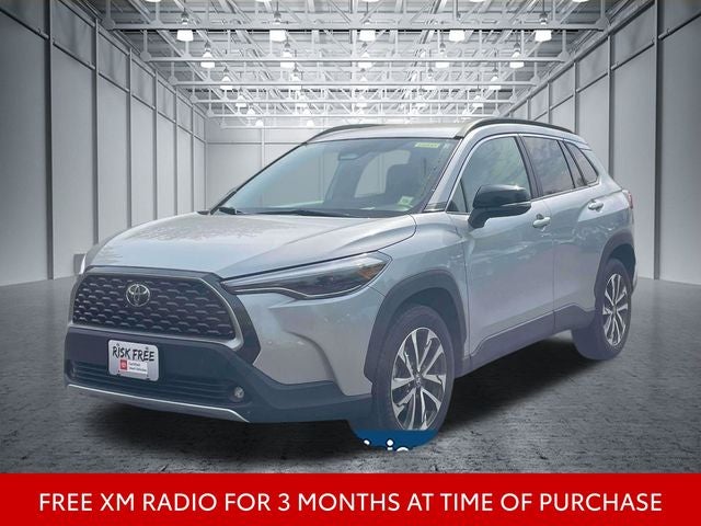 2025 Toyota Corolla Cross XLE