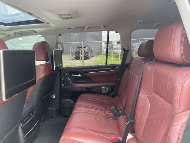 2016 Lexus LX 570