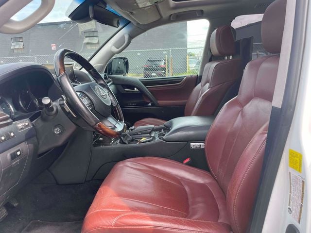 2016 Lexus LX 570