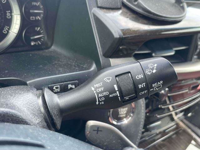 2016 Lexus LX 570