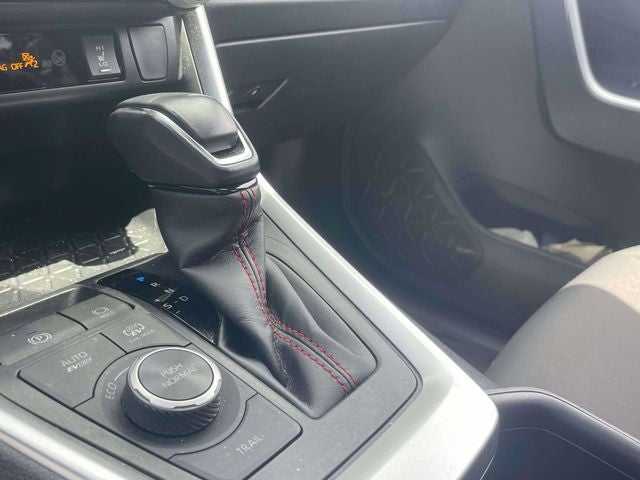 2024 Toyota RAV4 Prime SE