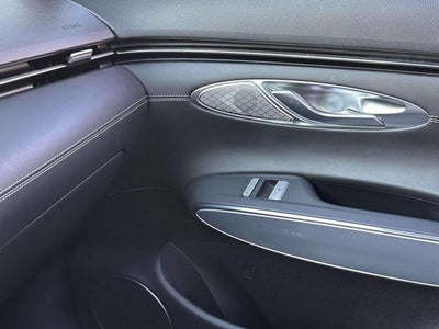 2024 Genesis GV70 2.5T Select