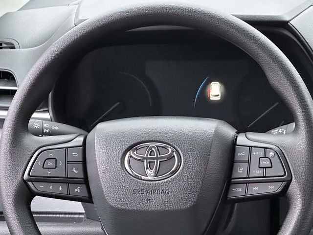 2025 Toyota Sienna LE 8 Passenger