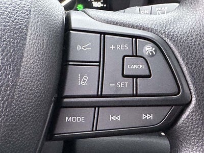 2025 Toyota Sienna LE 8 Passenger