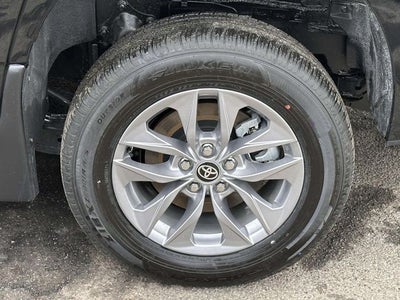 2026 Toyota Sienna LE Mobility 8 Passenger