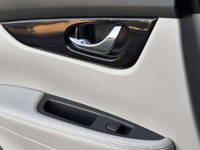 2020 Nissan Rogue Sport SV