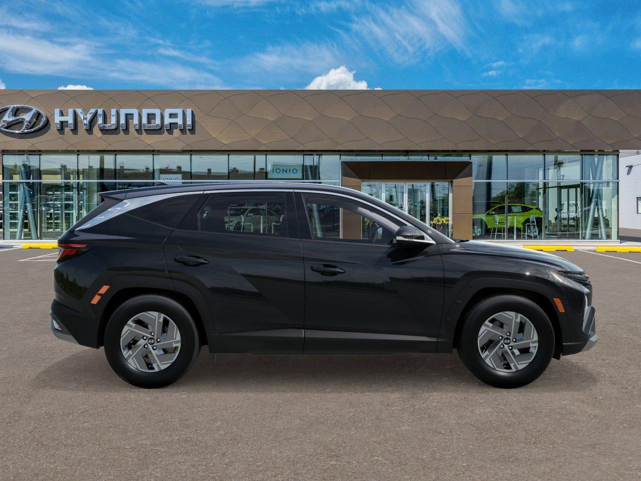 2026 Hyundai Tucson Hybrid Blue SE