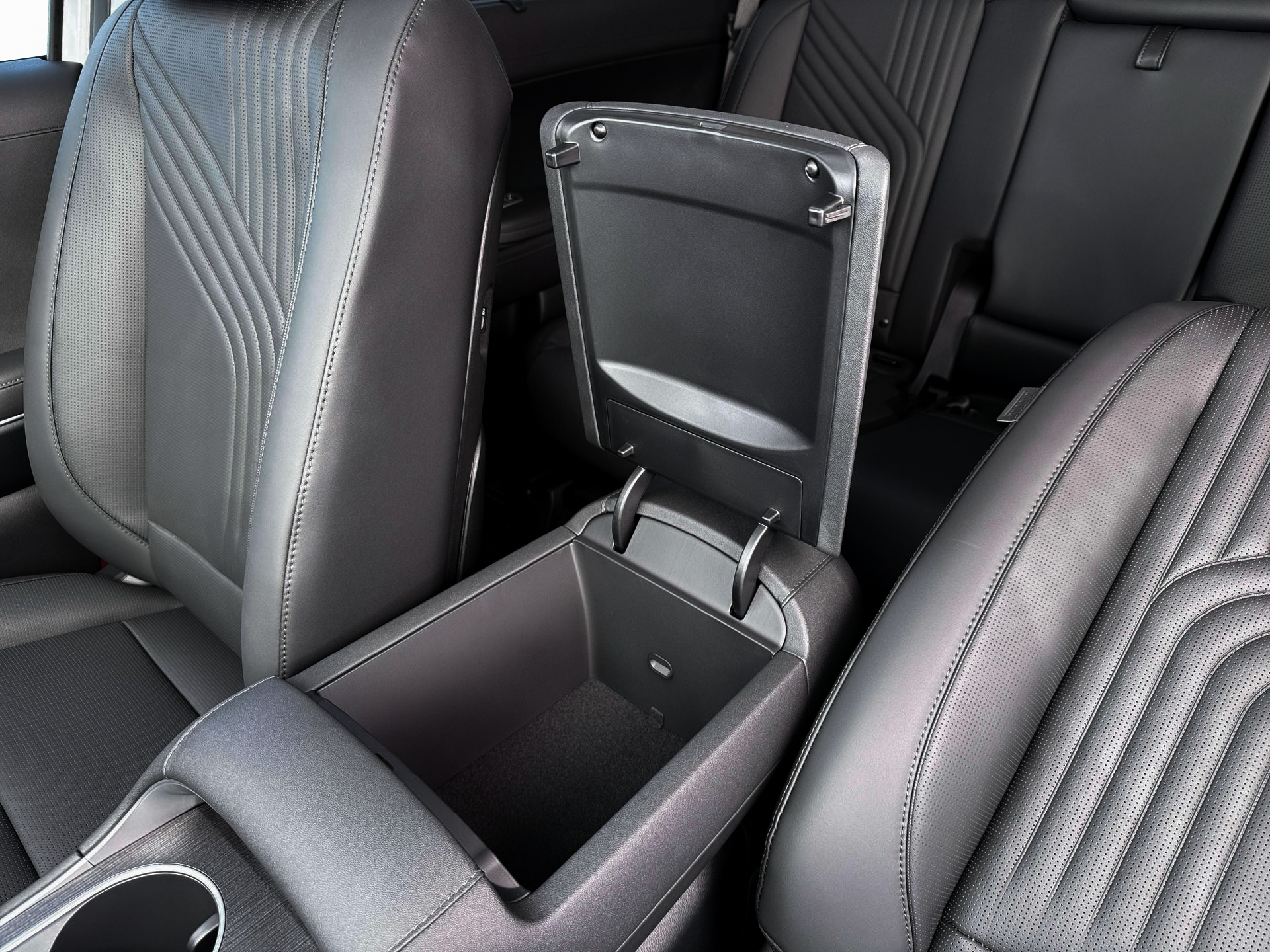 2026 Hyundai Palisade Hybrid SEL Premium 8 Passenger