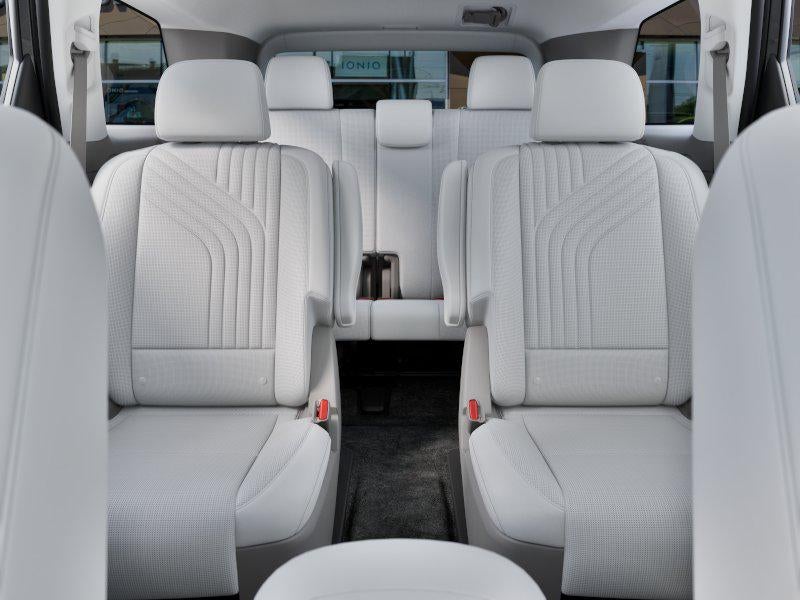 2027 Hyundai Palisade SEL Premium 7 Passenger