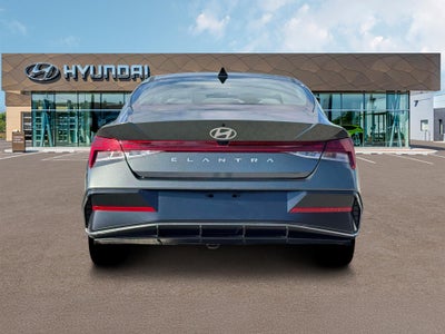 2025 Hyundai Elantra SEL Convenience