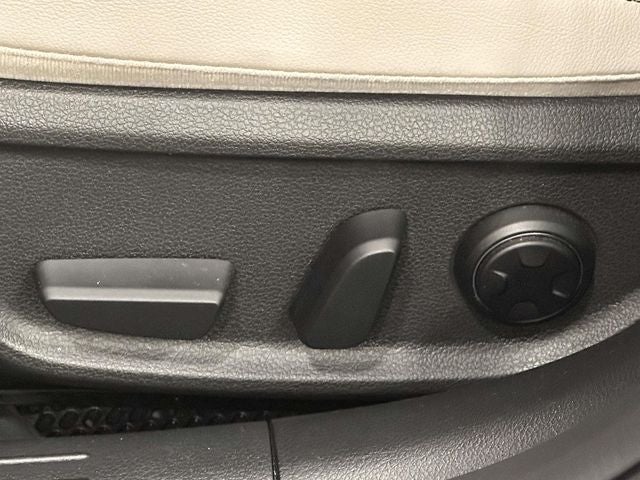 2025 Genesis G70 2.5T Sport Prestige