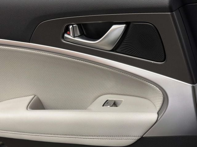 2025 Genesis G70 2.5T Sport Prestige