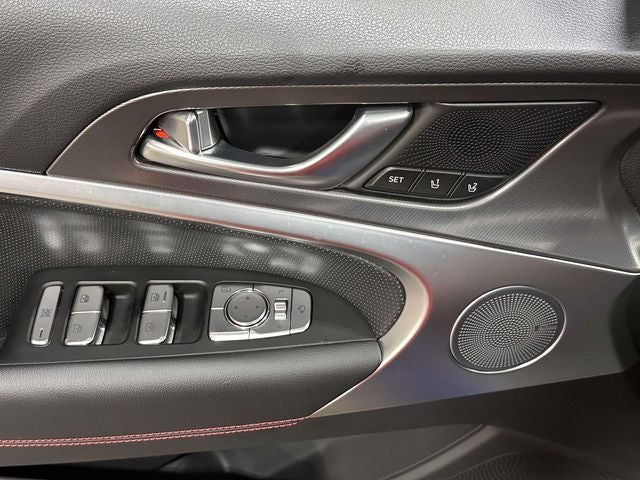 2025 Genesis G70 2.5T Sport Prestige