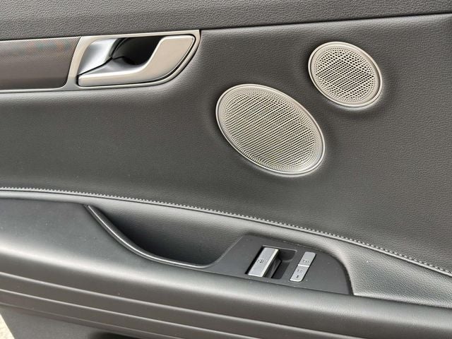 2023 Genesis G80 2.5T