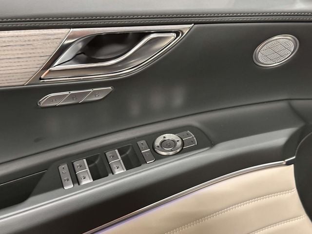 2025 Genesis GV80 2.5T