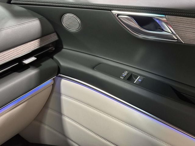 2025 Genesis GV80 2.5T