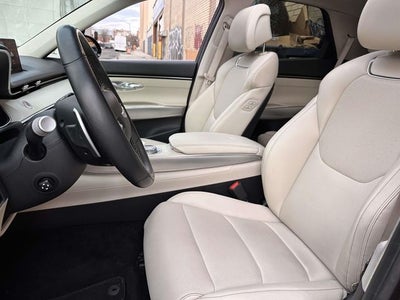 2023 Genesis GV70 2.5T