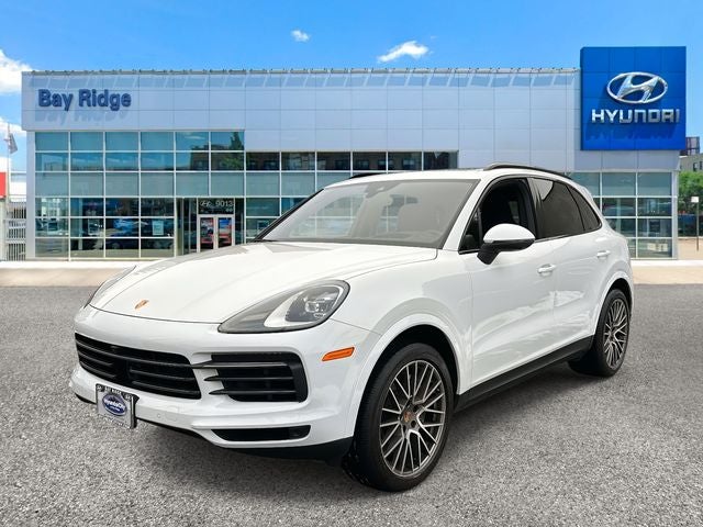 2023 Porsche Cayenne Platinum Edition