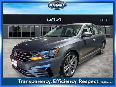 2016 Volkswagen Passat 1.8T R-Line