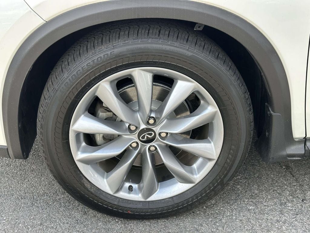 2022 INFINITI QX50 ESSENTIAL