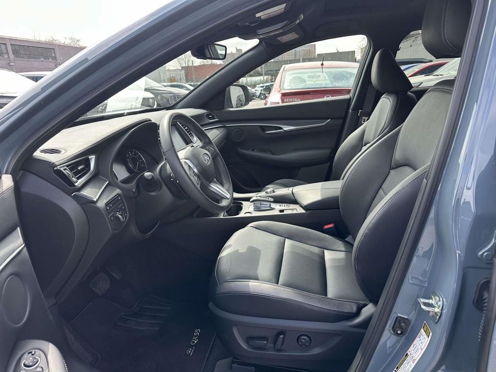 2025 INFINITI QX55 LUXE
