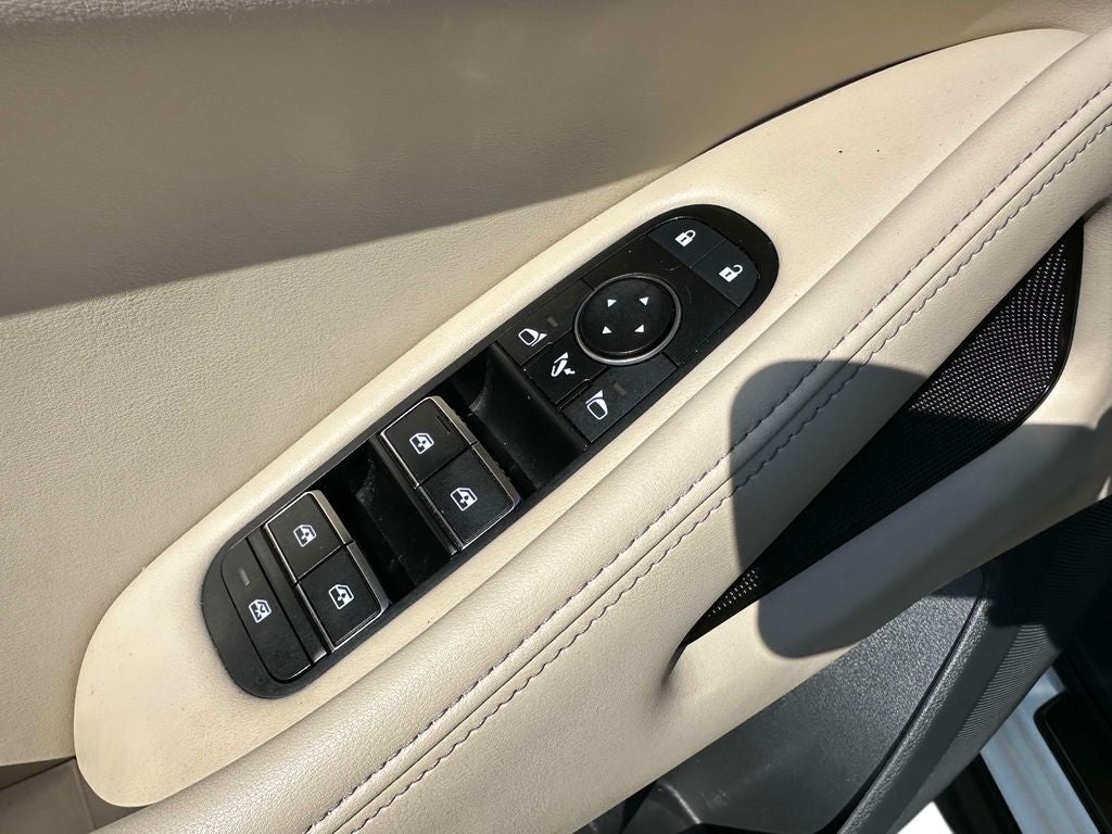 2024 INFINITI QX60 LUXE