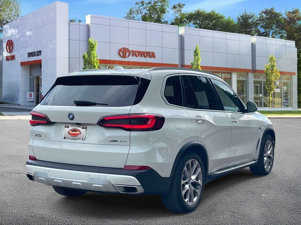 2023 BMW X5 xDrive45e