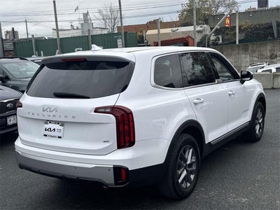 2023 Kia Telluride LX