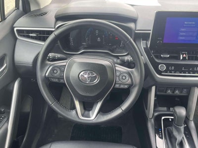 2025 Toyota Corolla Cross XLE