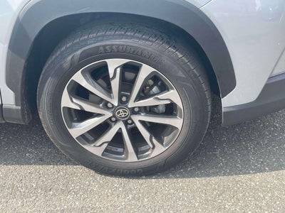 2025 Toyota Corolla Cross XLE