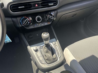2022 Hyundai Kona SE