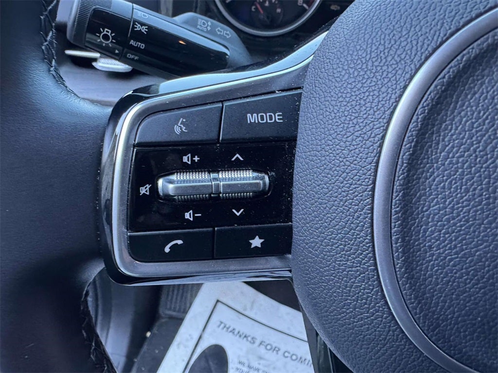 2024 Kia Carnival EX