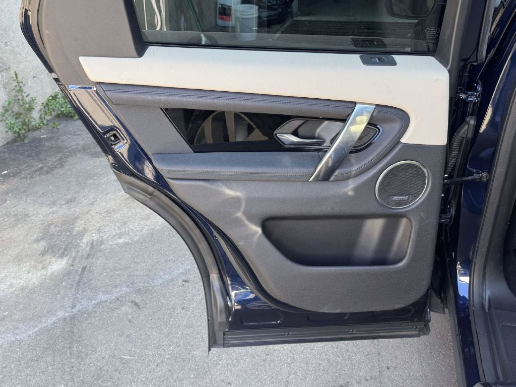 2023 Land Rover Discovery Sport SE