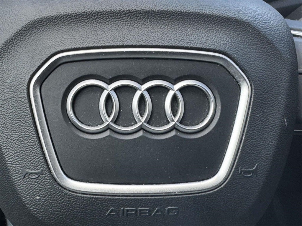 2023 Audi Q5 45 S line Premium quattro