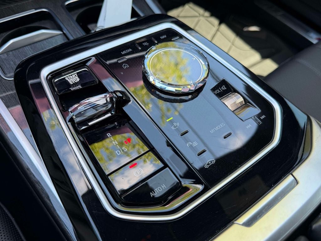 2024 BMW 7 Series 760i xDrive
